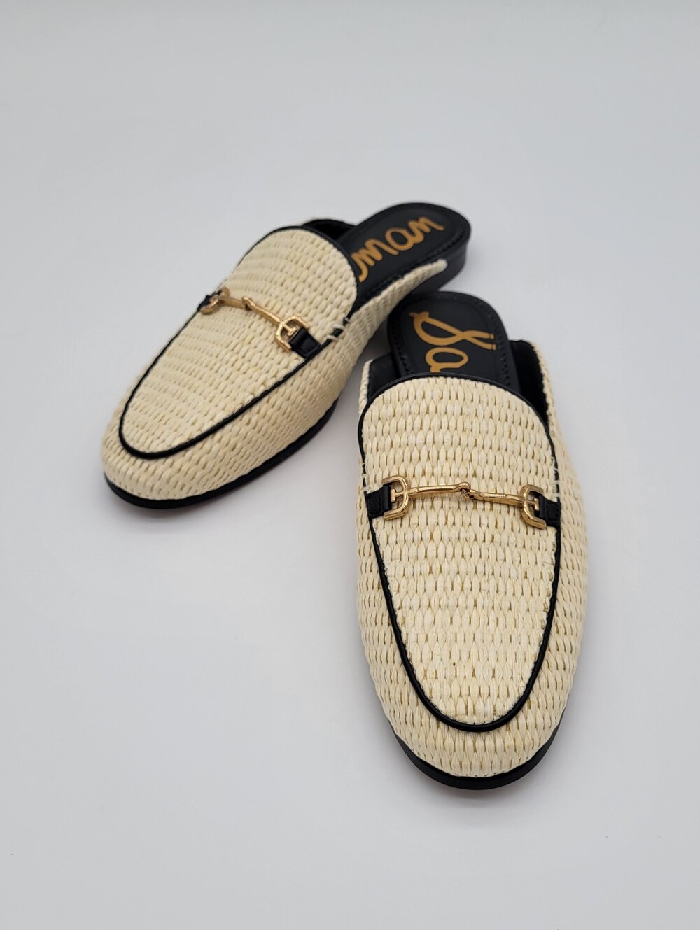 NWOT Woman's Sam Edelman Rafia Mules